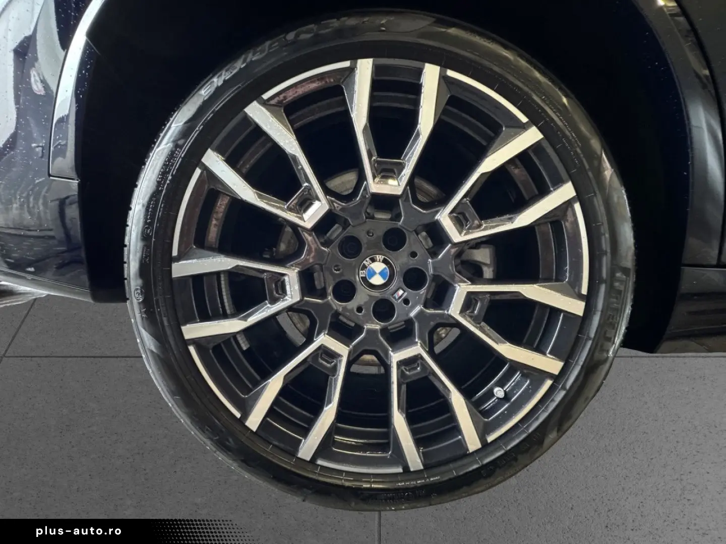 BMW X5 xDrive50e M Sport 2-Achs AHK Pano 360  DAPro