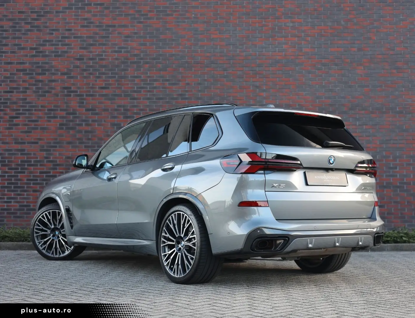 BMW X5 xDrive 50e   M Sport Pro - HUD - H K