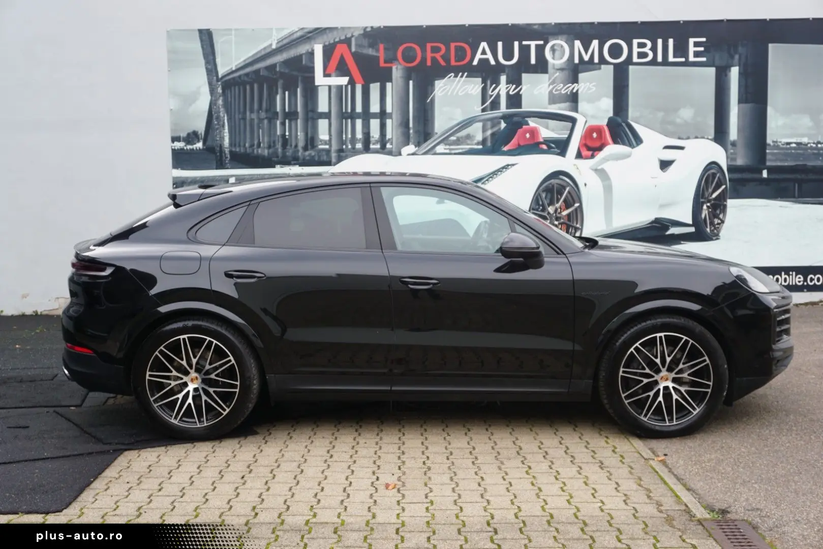 PORSCHE Cayenne Coupe E-Hybrid MASSAGE BOSE