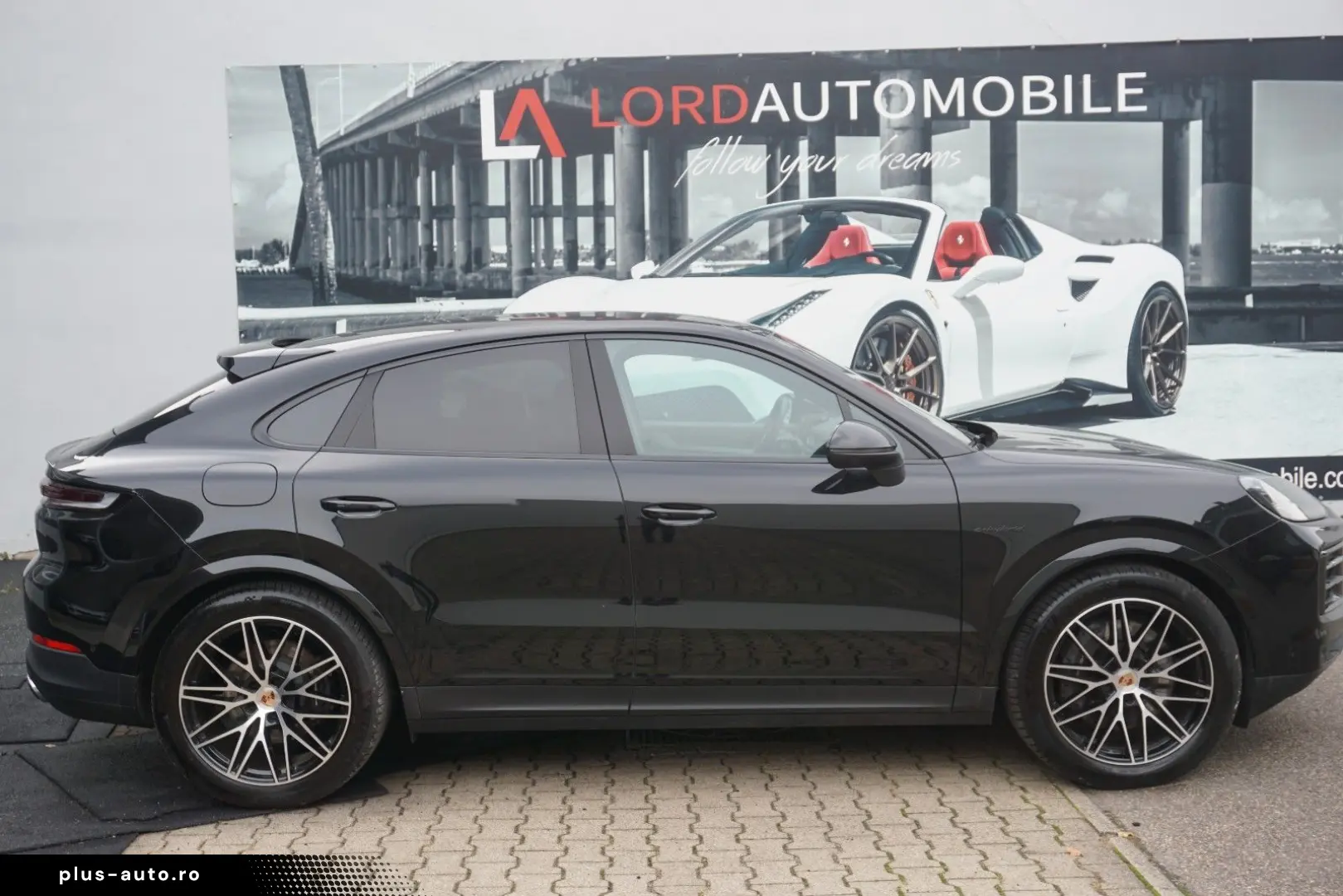 PORSCHE Cayenne Coupe E-Hybrid MASSAGE BOSE