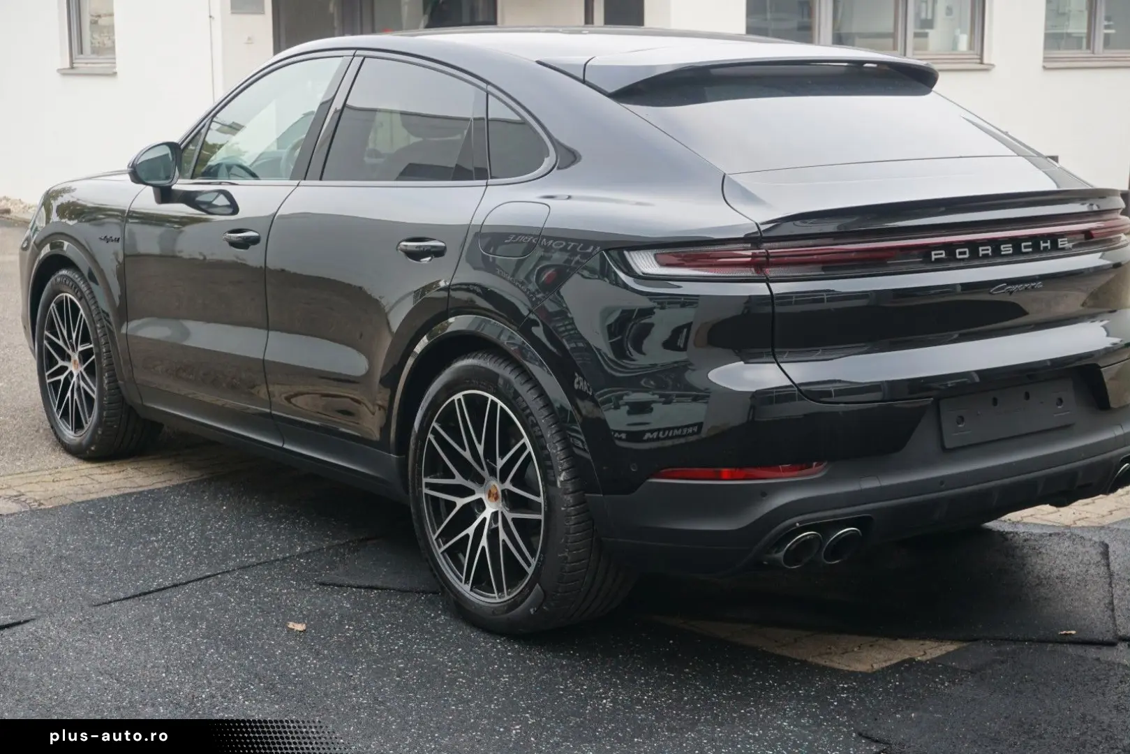 PORSCHE Cayenne Coupe E-Hybrid MASSAGE BOSE