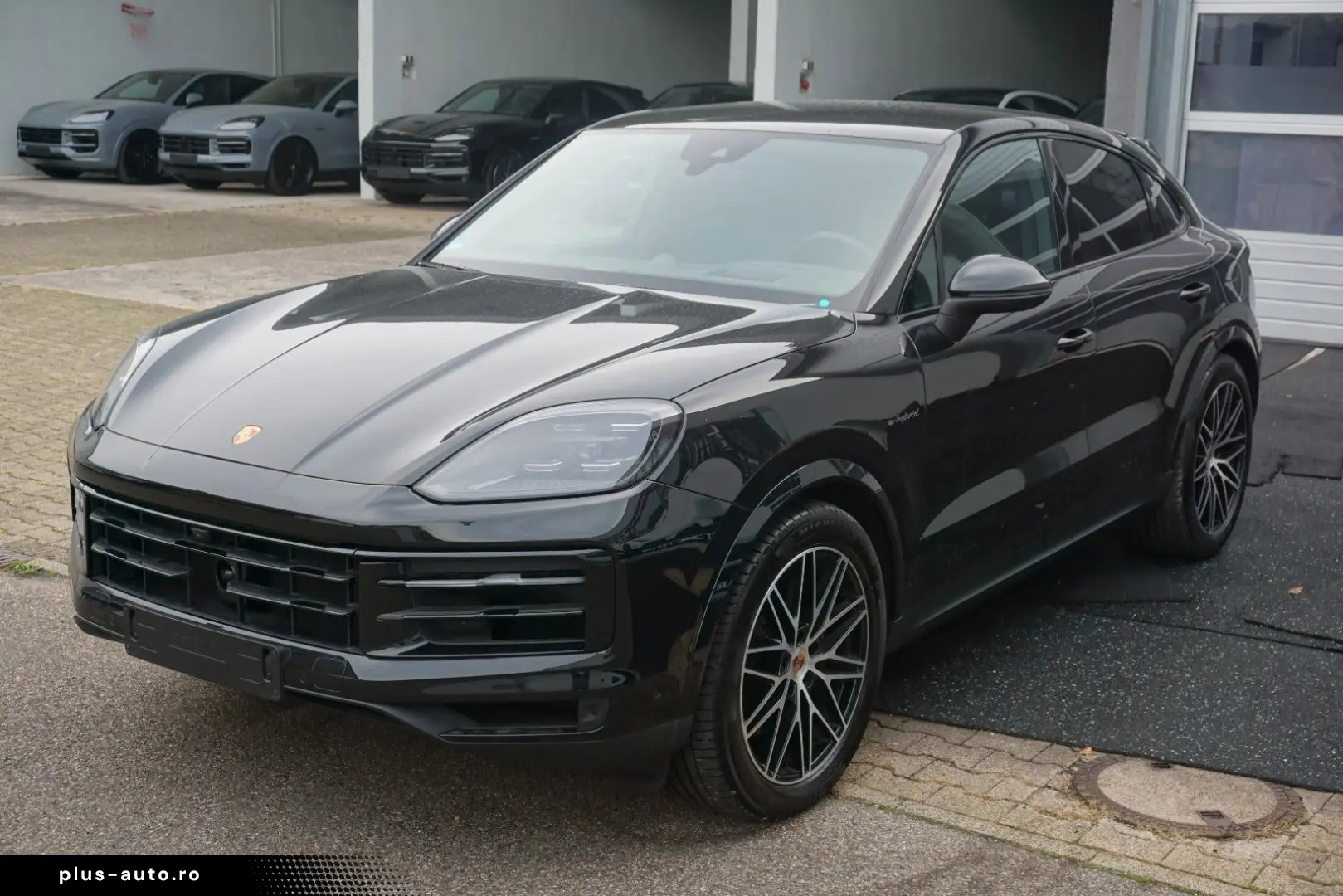 PORSCHE Cayenne Coupe E-Hybrid MASSAGE BOSE