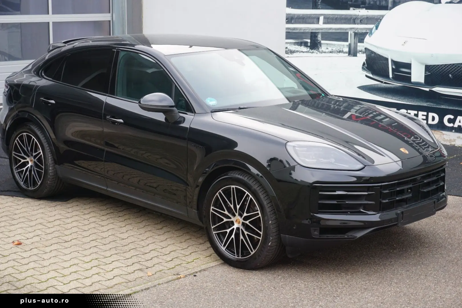 PORSCHE Cayenne Coupe E-Hybrid MASSAGE BOSE