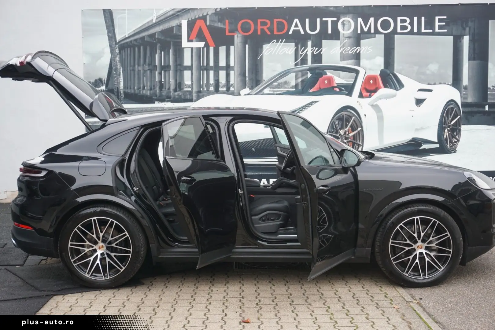 PORSCHE Cayenne Coupe E-Hybrid MASSAGE BOSE