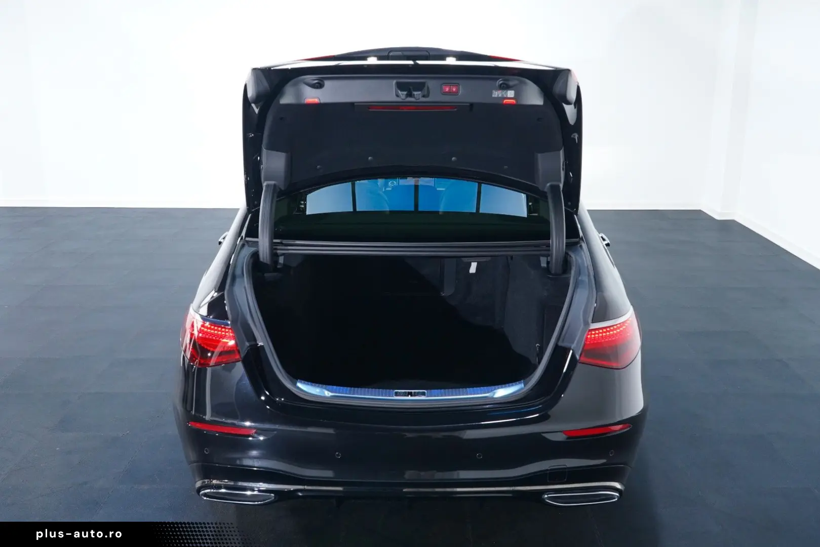 MERCEDES-BENZ S 450d 4Matic_AMG_Line_PANO BURMESTER®