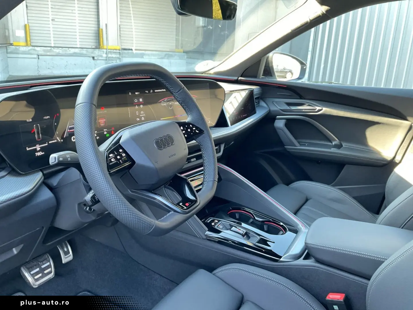 AUDI Q5 SUV TDI Quattro S Line_360 _OLED_HUD_B&O