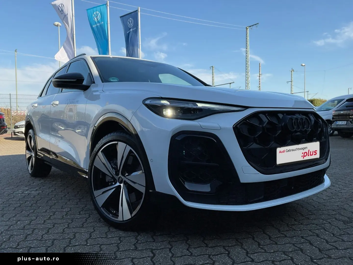AUDI Q5 SUV TDI Quattro S Line_360 _OLED_HUD_B&O