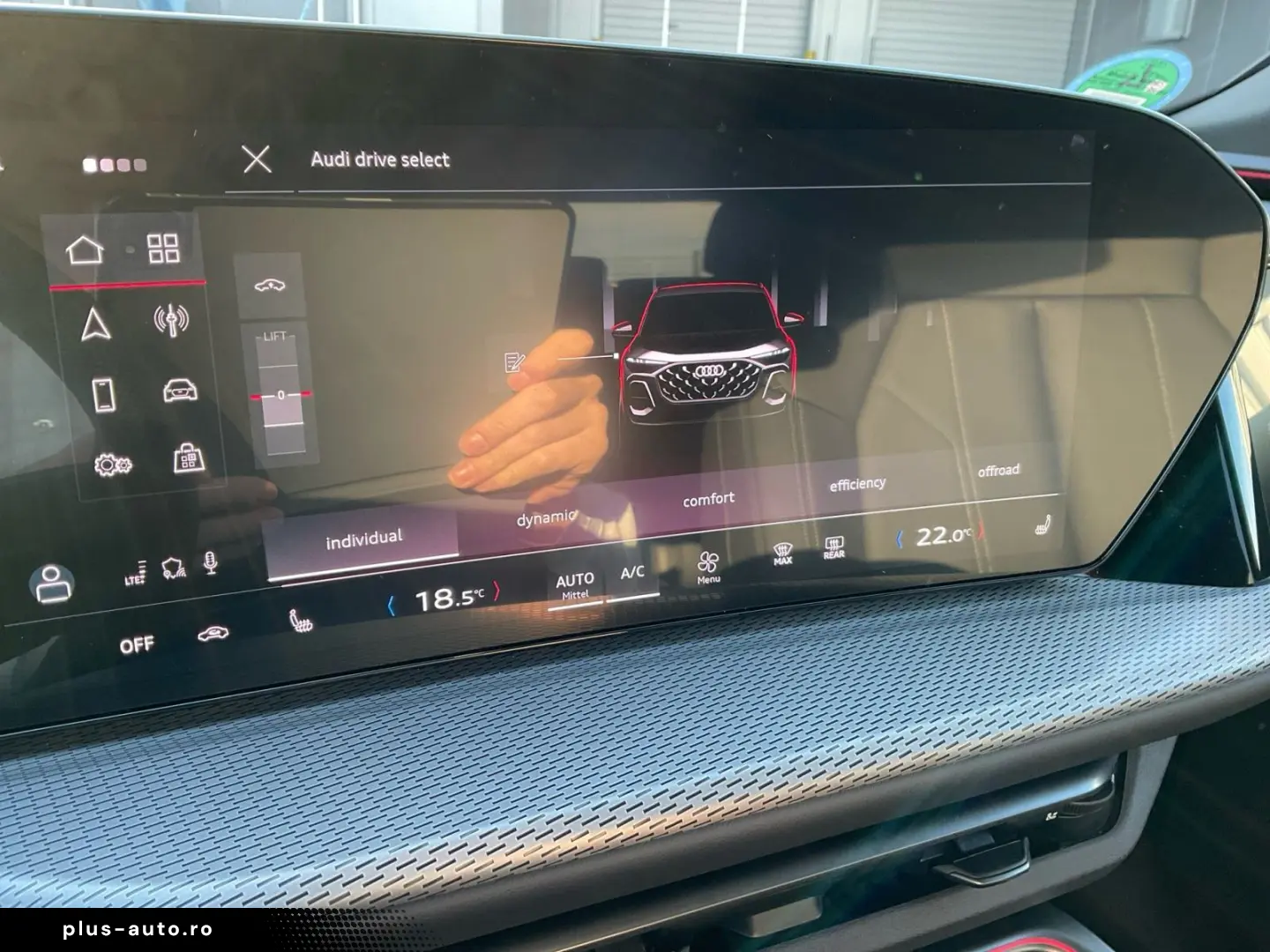 AUDI Q5 SUV TDI Quattro S Line_360 _OLED_HUD_B&O