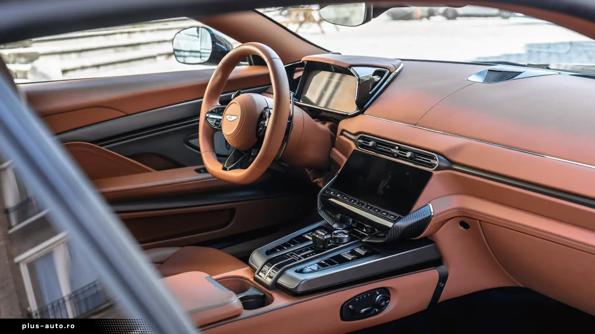 Aston Martin Vanquish COUPE - BOWERS WILKINS