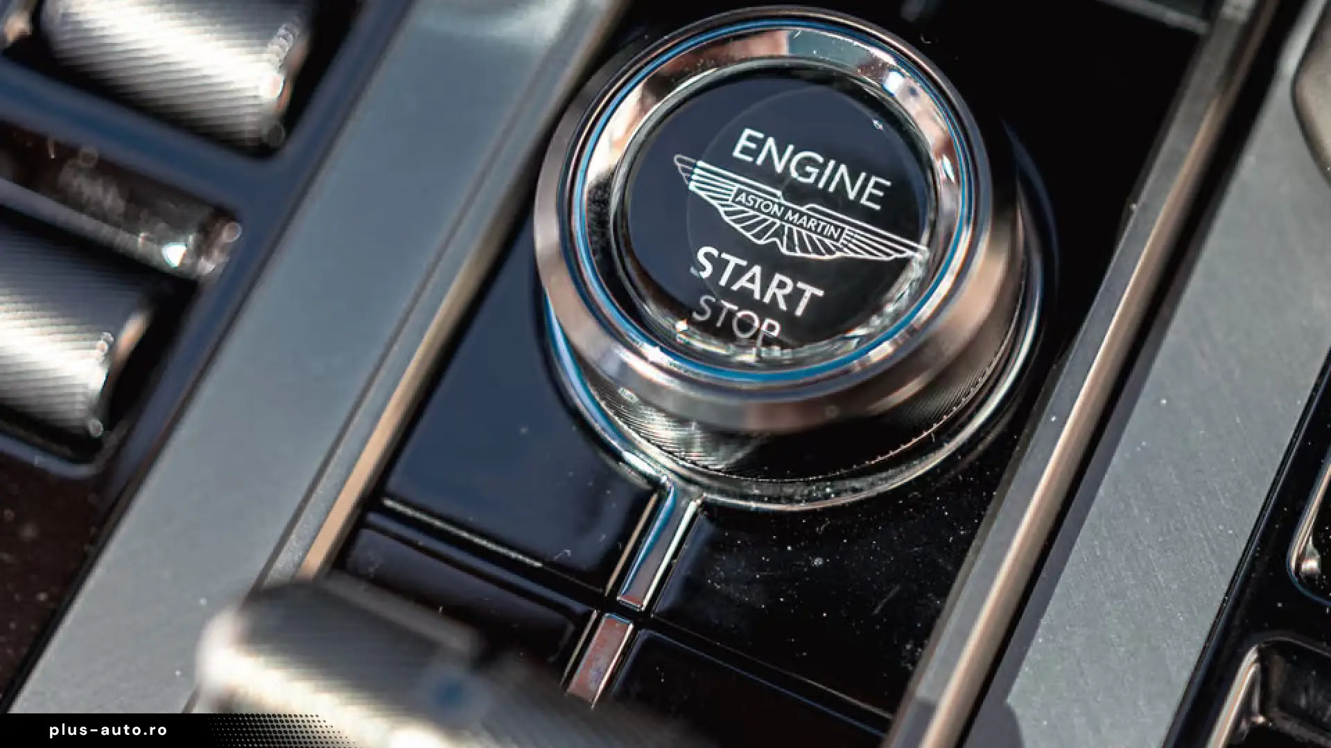 Aston Martin Vanquish COUPE - BOWERS WILKINS