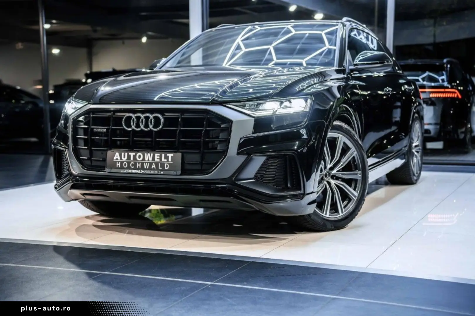 AUDI Q8 3.0 TDI quattro S-Line Black B&O NAVI LED 21