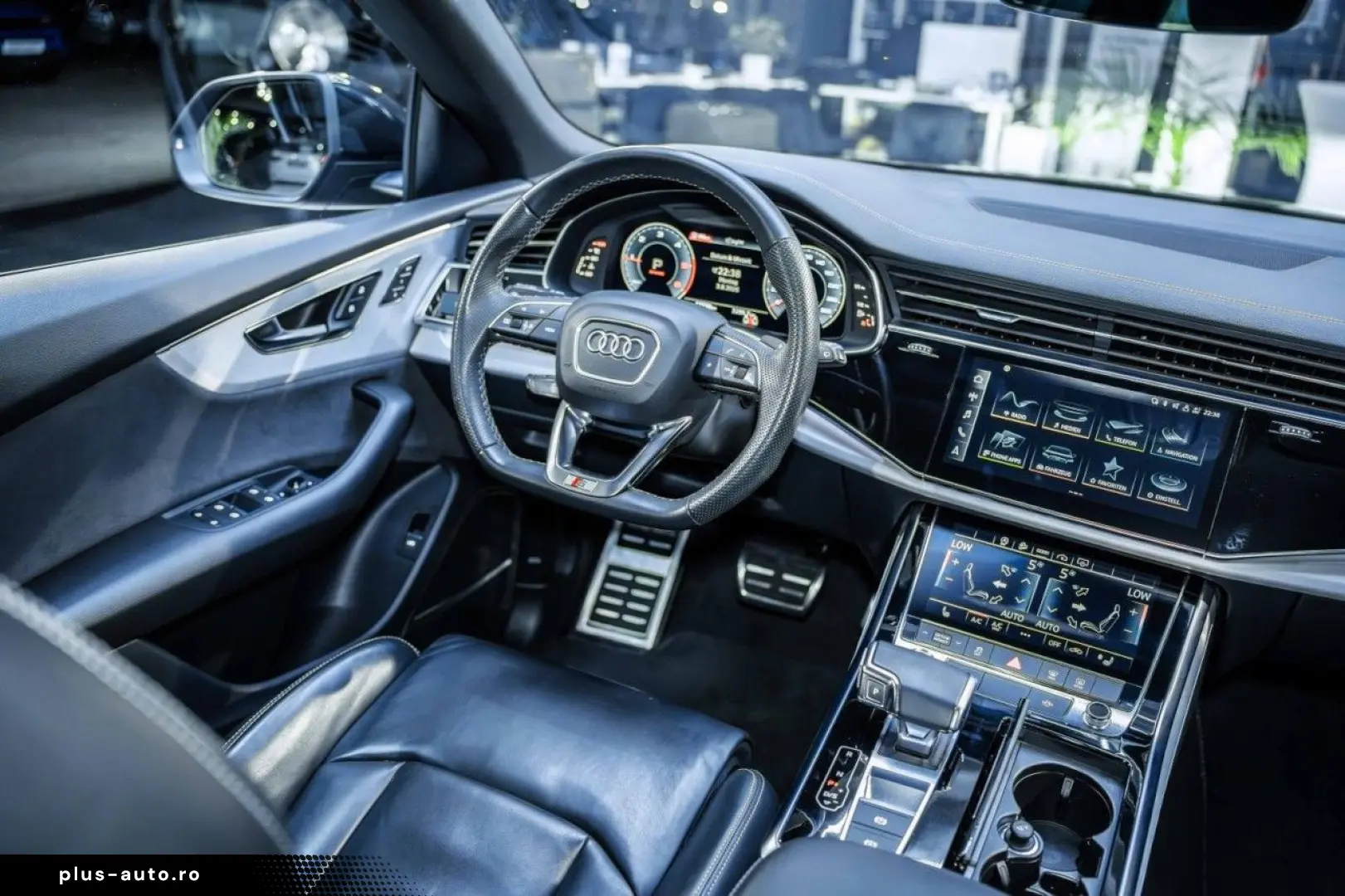 AUDI Q8 3.0 TDI quattro S-Line Black B&O NAVI LED 21