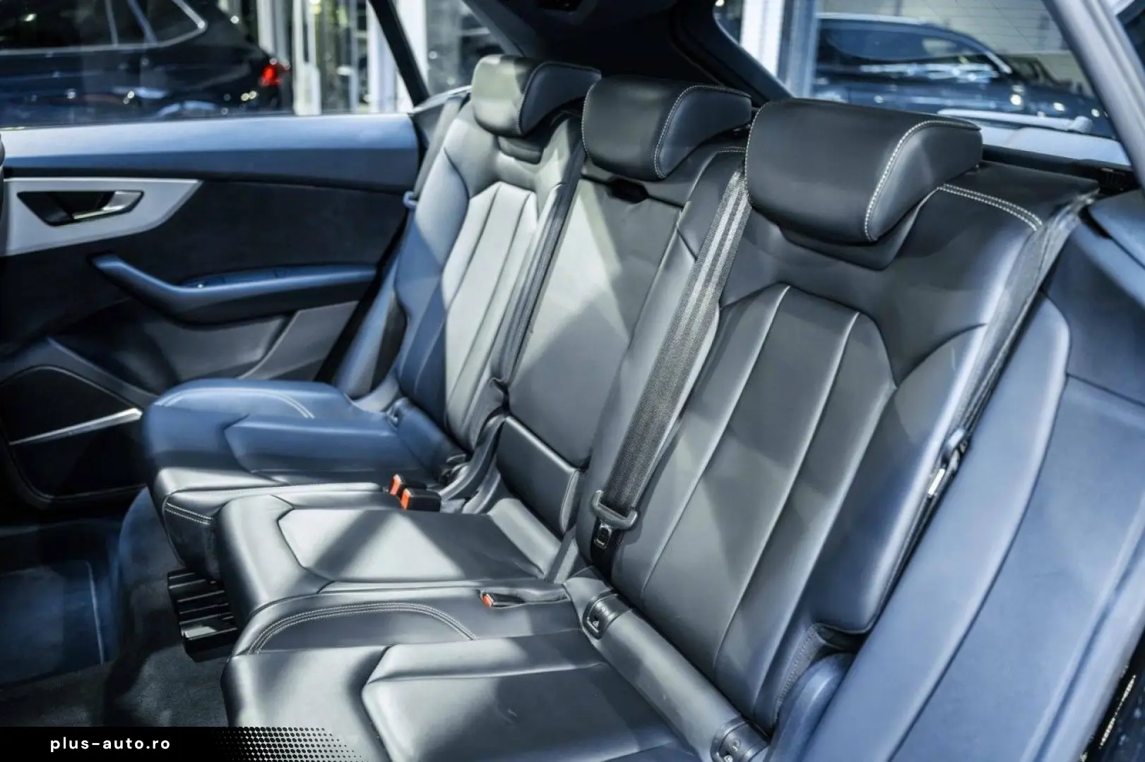 AUDI Q8 3.0 TDI quattro S-Line Black B&O NAVI LED 21