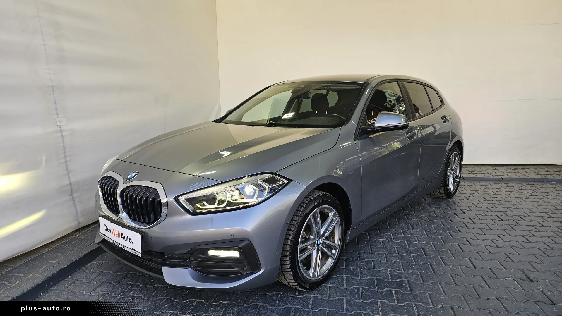 BMW Seria 1 118i Advantage