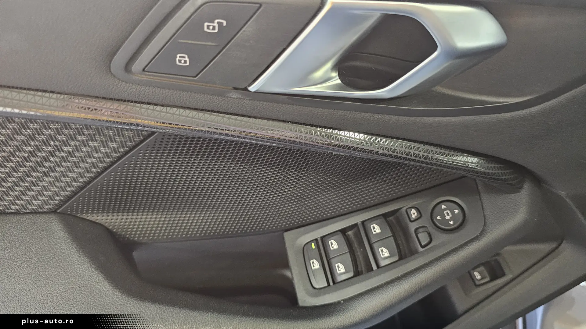BMW Seria 1 118i Advantage