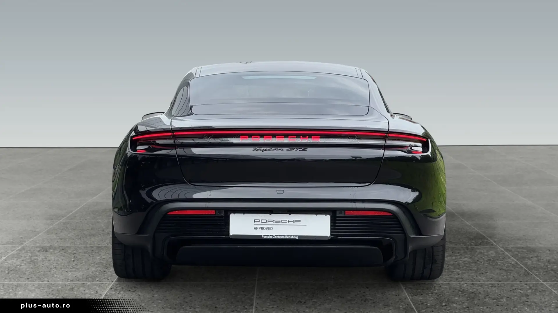 Porsche Taycan GTS
