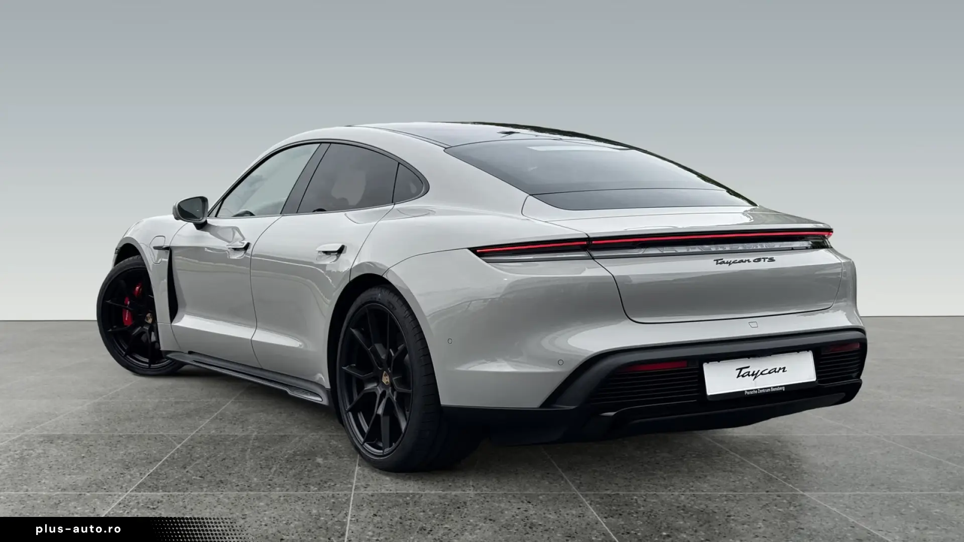 Porsche Taycan GTS