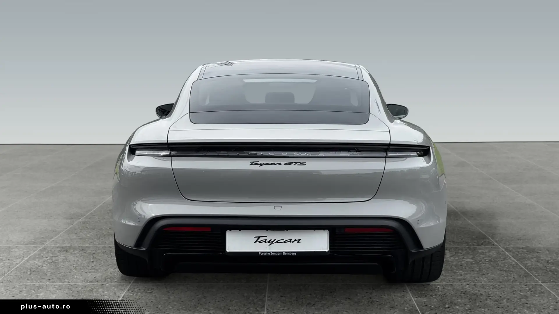 Porsche Taycan GTS