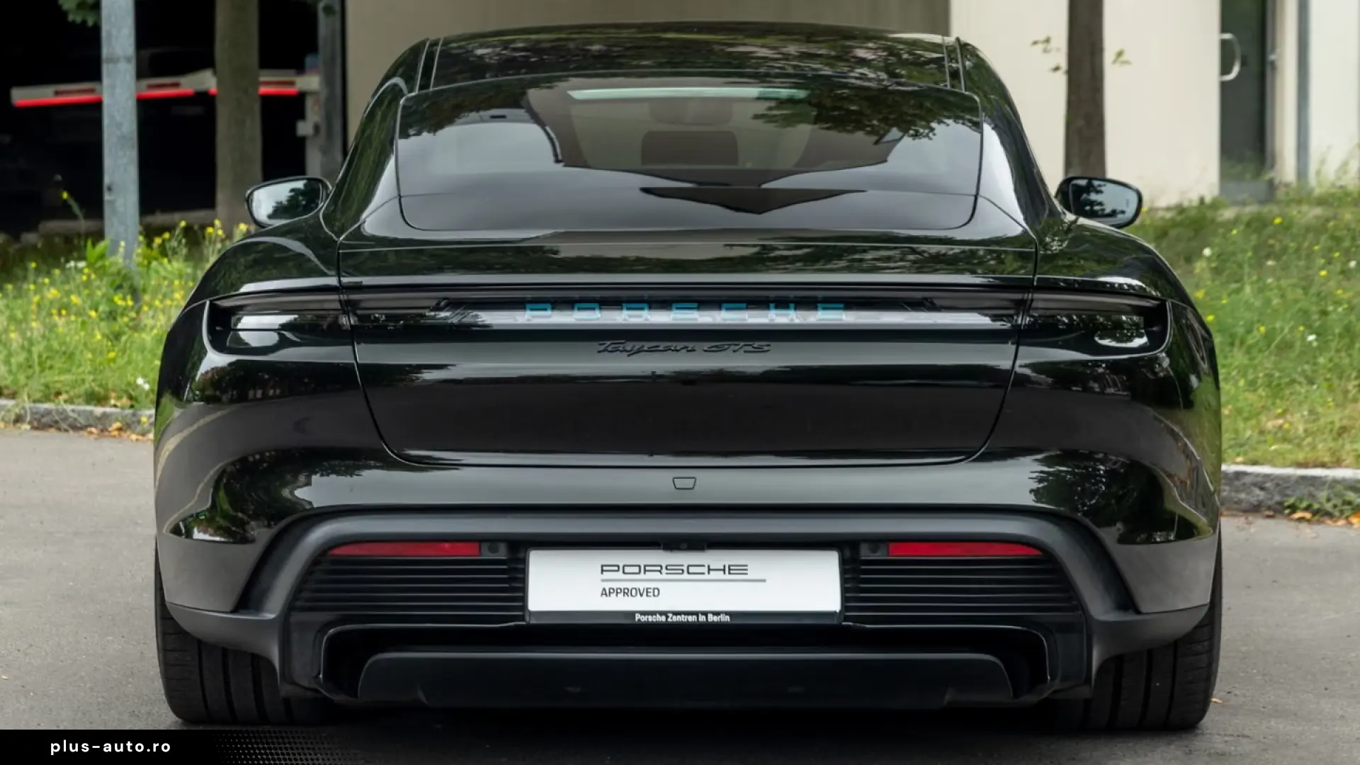 Porsche Taycan GTS InnoDrive Head-Up LED-Matrix BOSE