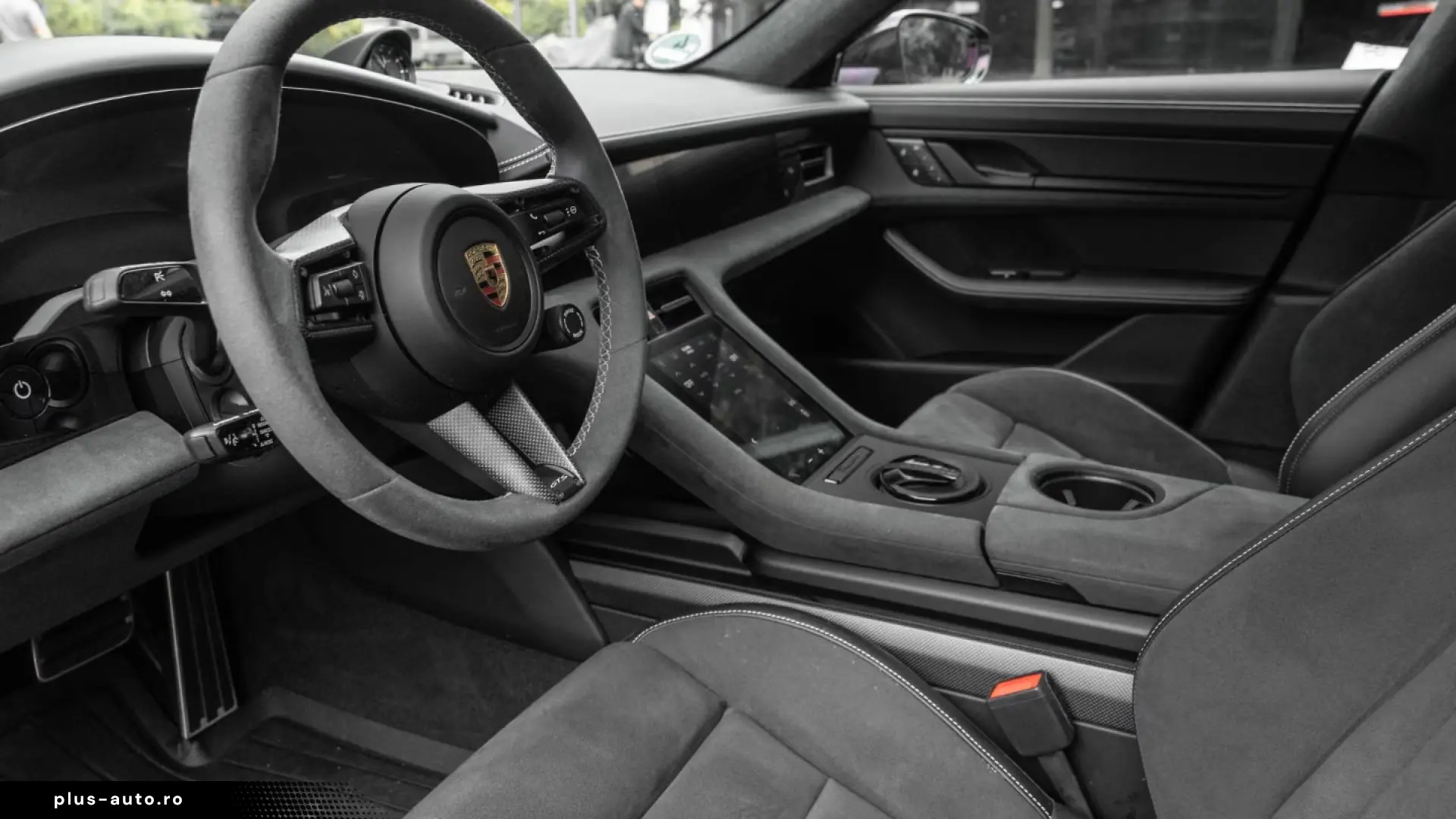 Porsche Taycan GTS InnoDrive Head-Up LED-Matrix BOSE