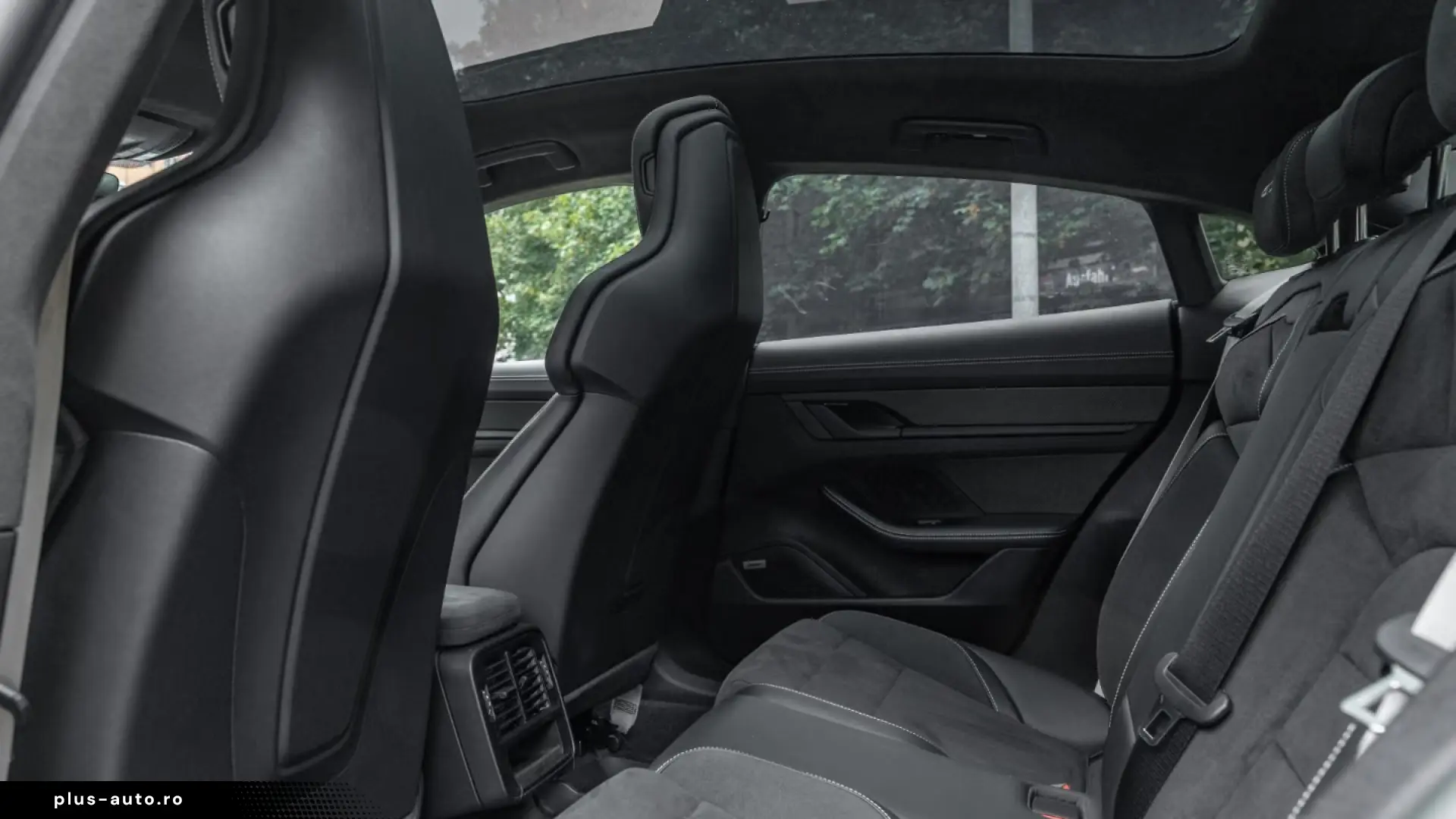Porsche Taycan GTS InnoDrive Head-Up LED-Matrix BOSE