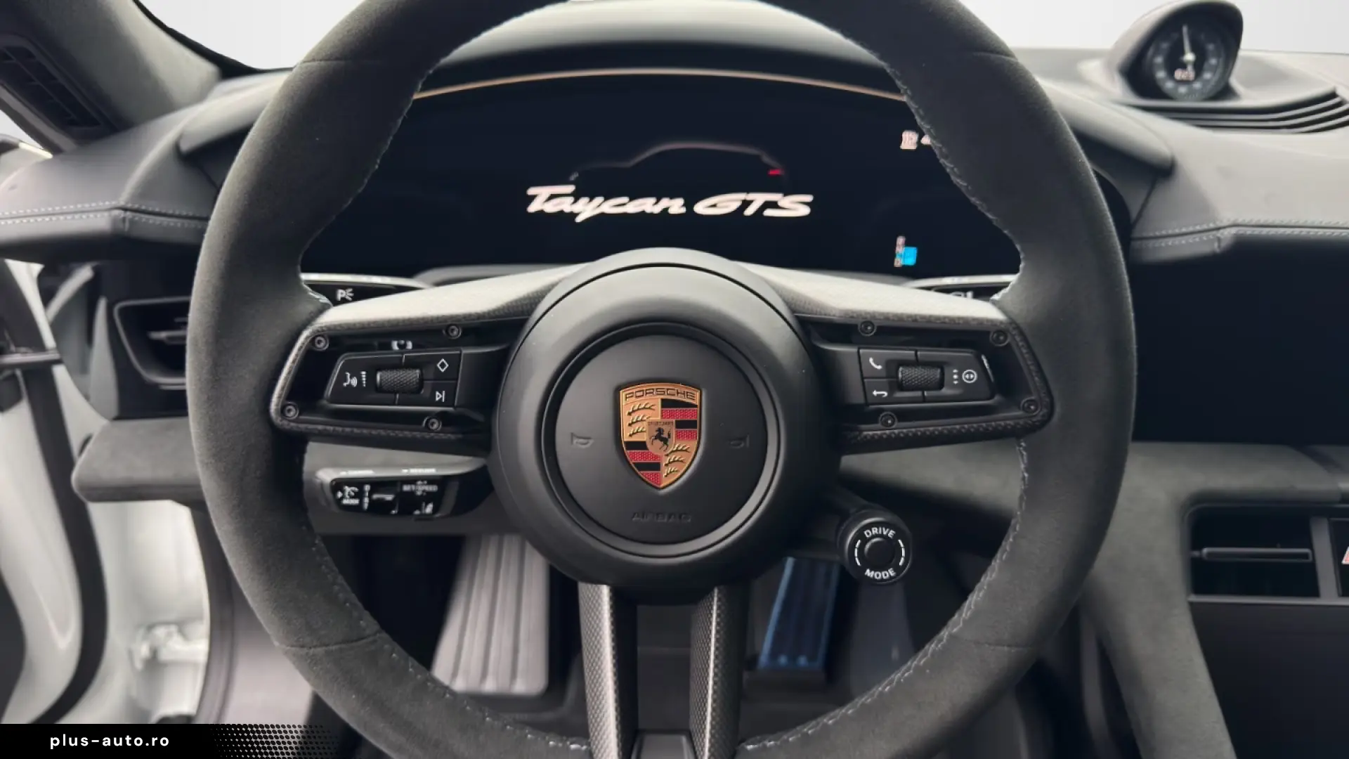 Porsche Taycan GTS Sport Turismo HA-Lenkung Active-Ride