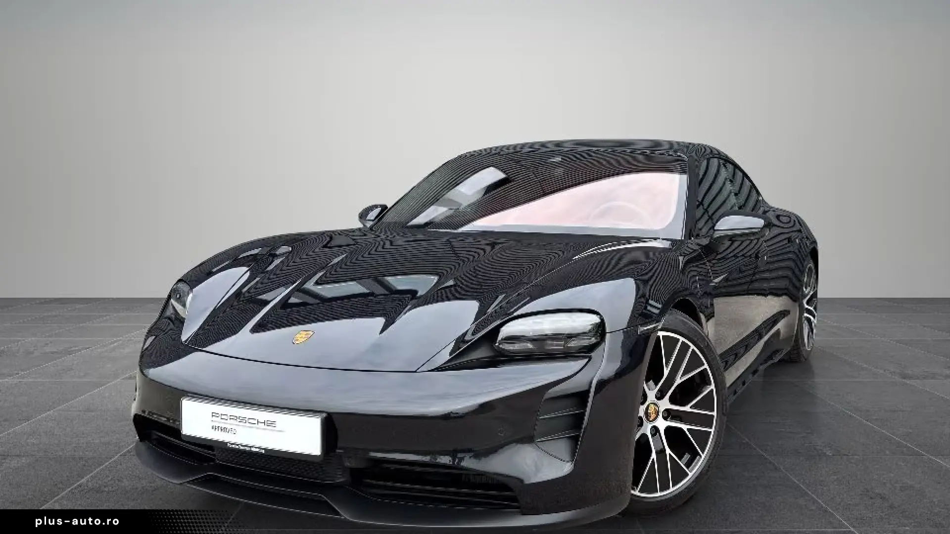 Porsche Taycan GTS