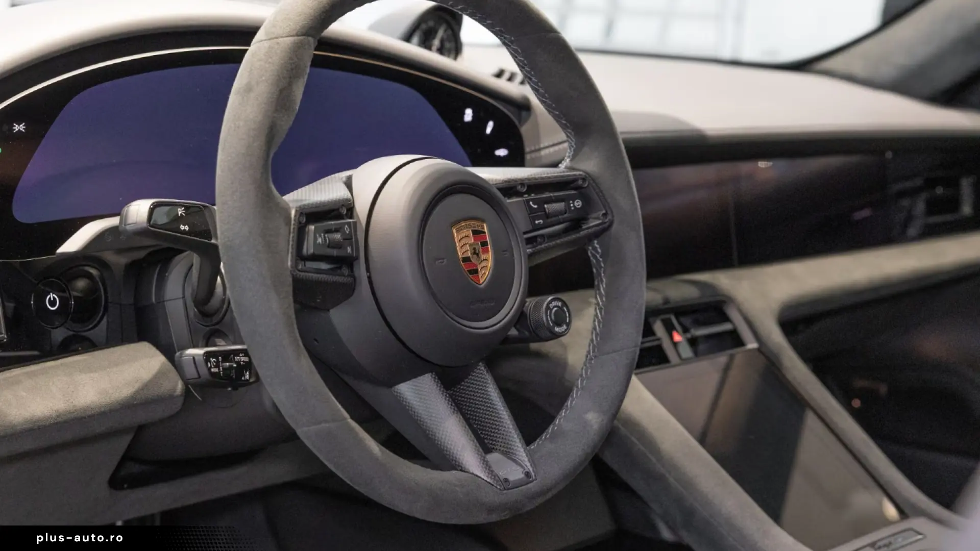 Porsche Taycan GTS InnoDrive HUD Soft-Close LED-Matrix