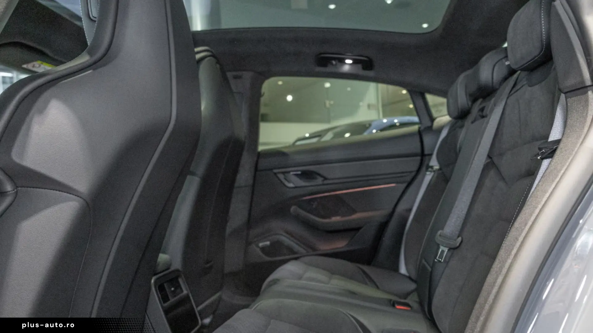 Porsche Taycan GTS InnoDrive HUD Soft-Close LED-Matrix