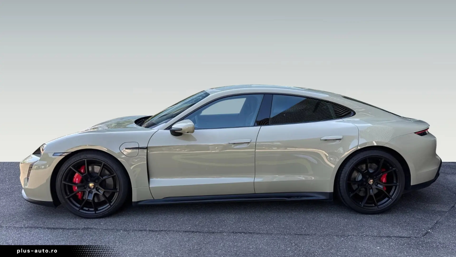 Porsche Taycan GTS Burmester HA-Lenkung Surround-View