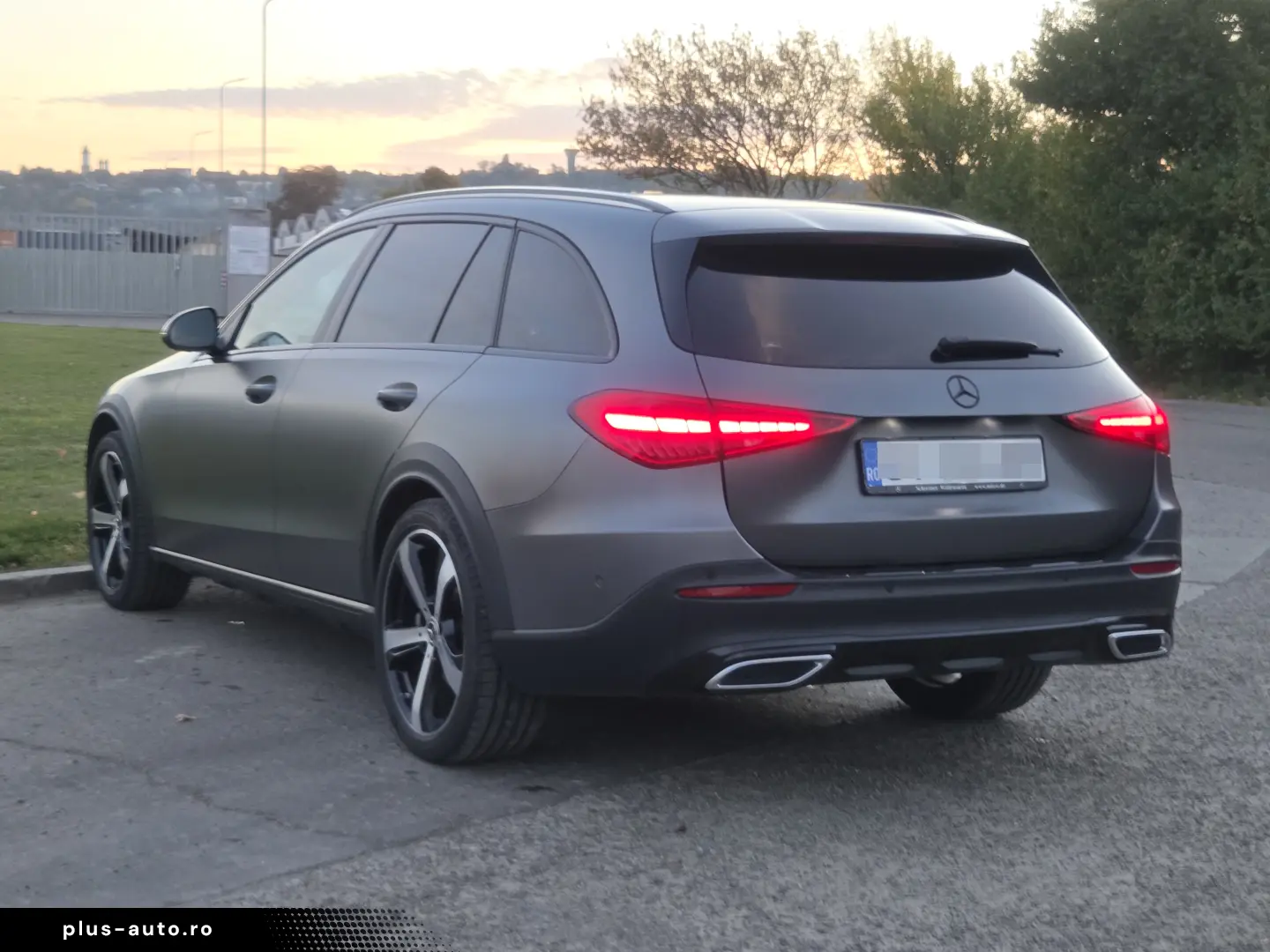 Mercedes-Benz C 220
