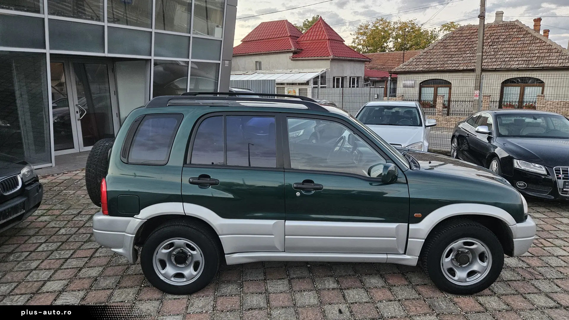 Suzuki grand voiara 2.0