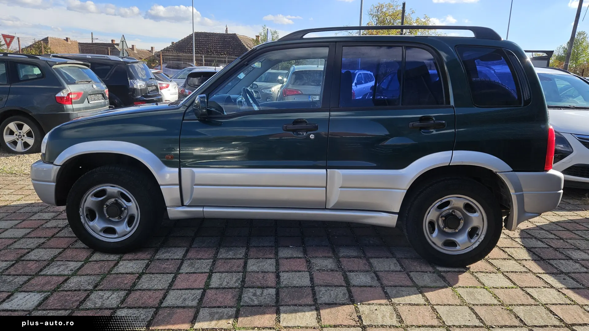 Suzuki grand voiara 2.0