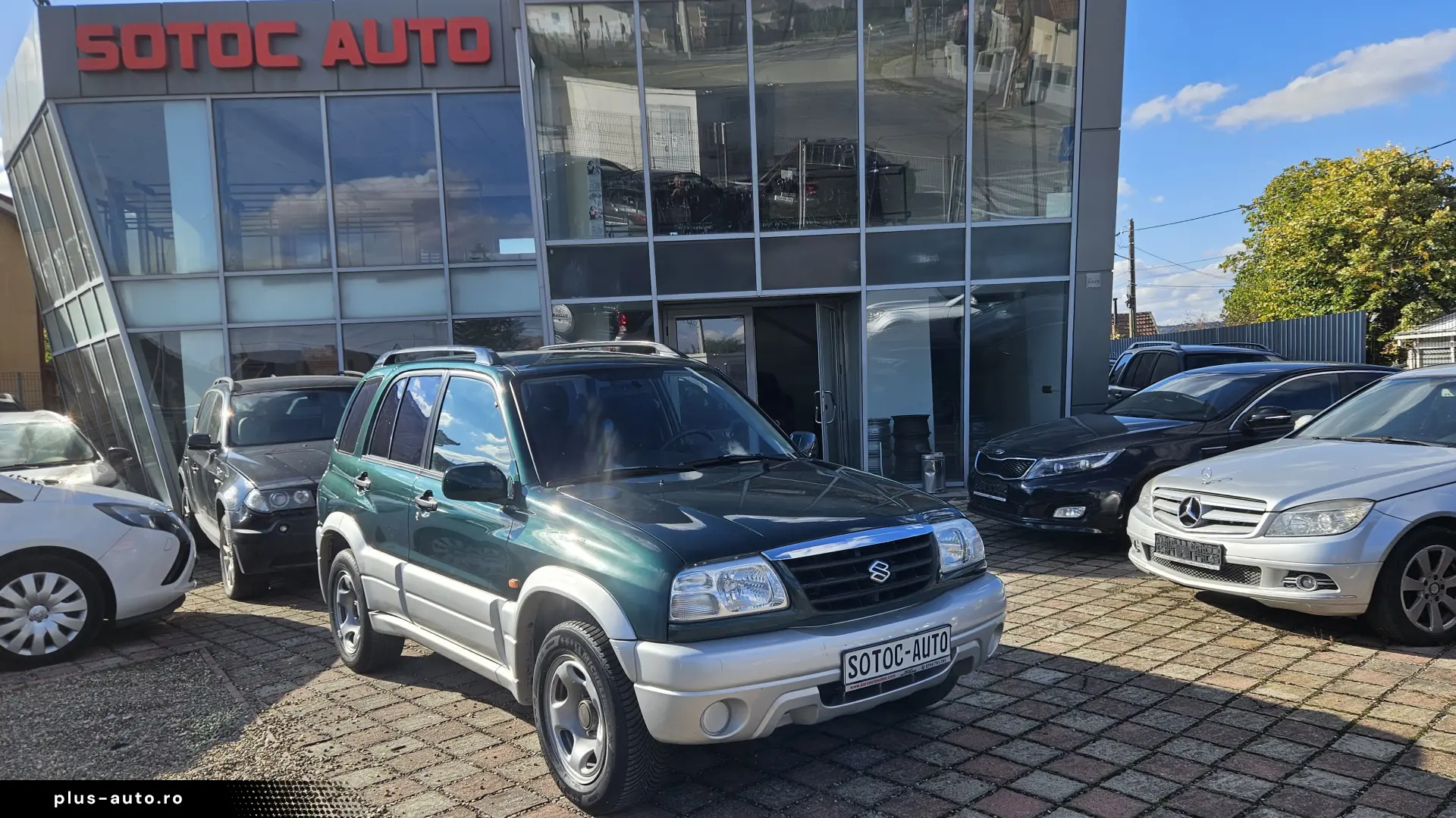 Suzuki grand voiara 2.0