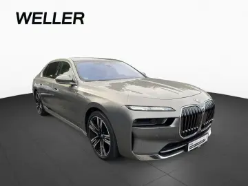 BMW 740d xdr DA PA-Pr SkyL Kristall AHK ExecLounge