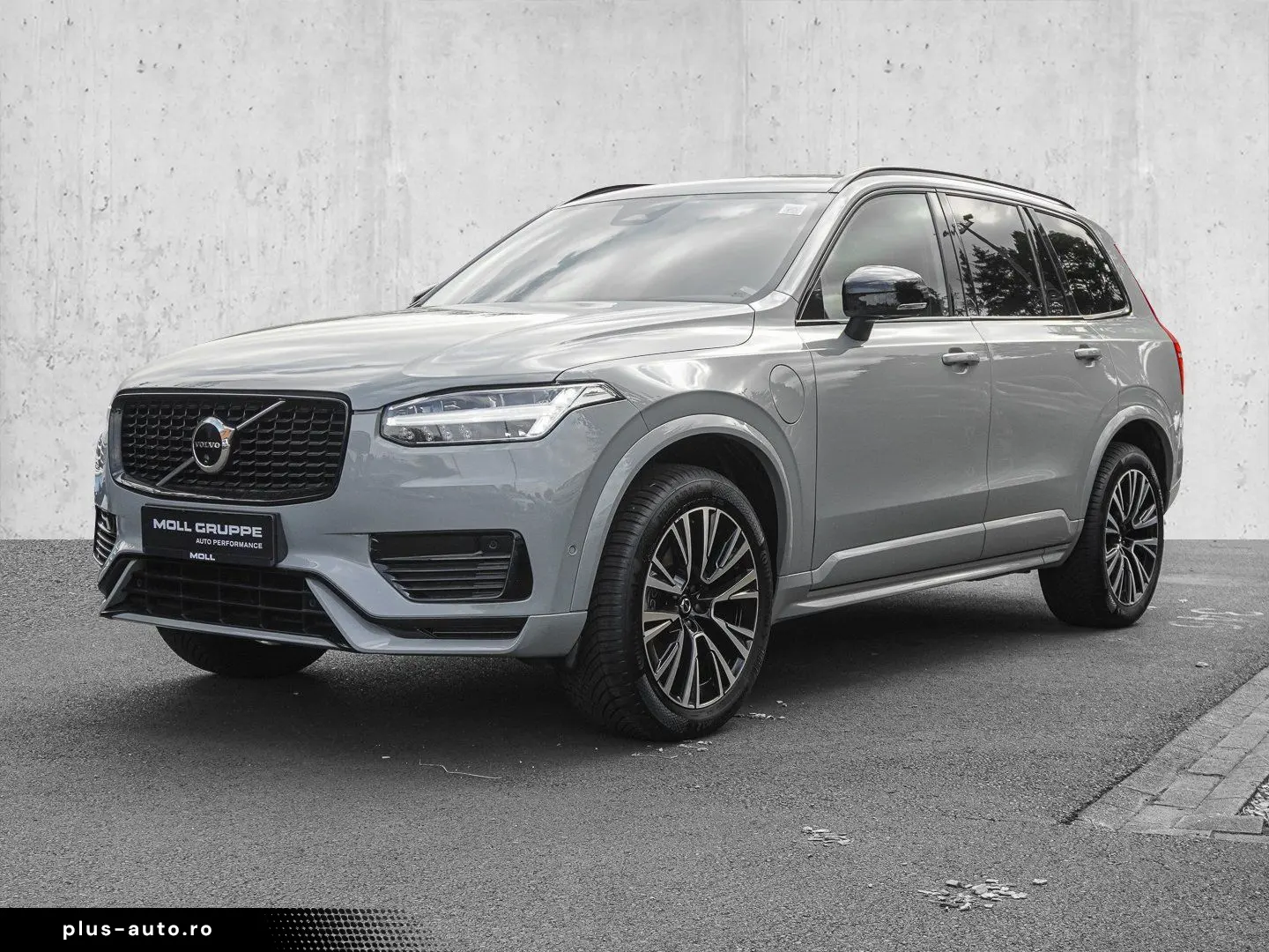 VOLVO XC90 T8 AWD Plus Dark Plug-in Hybrid PANO AHK H&