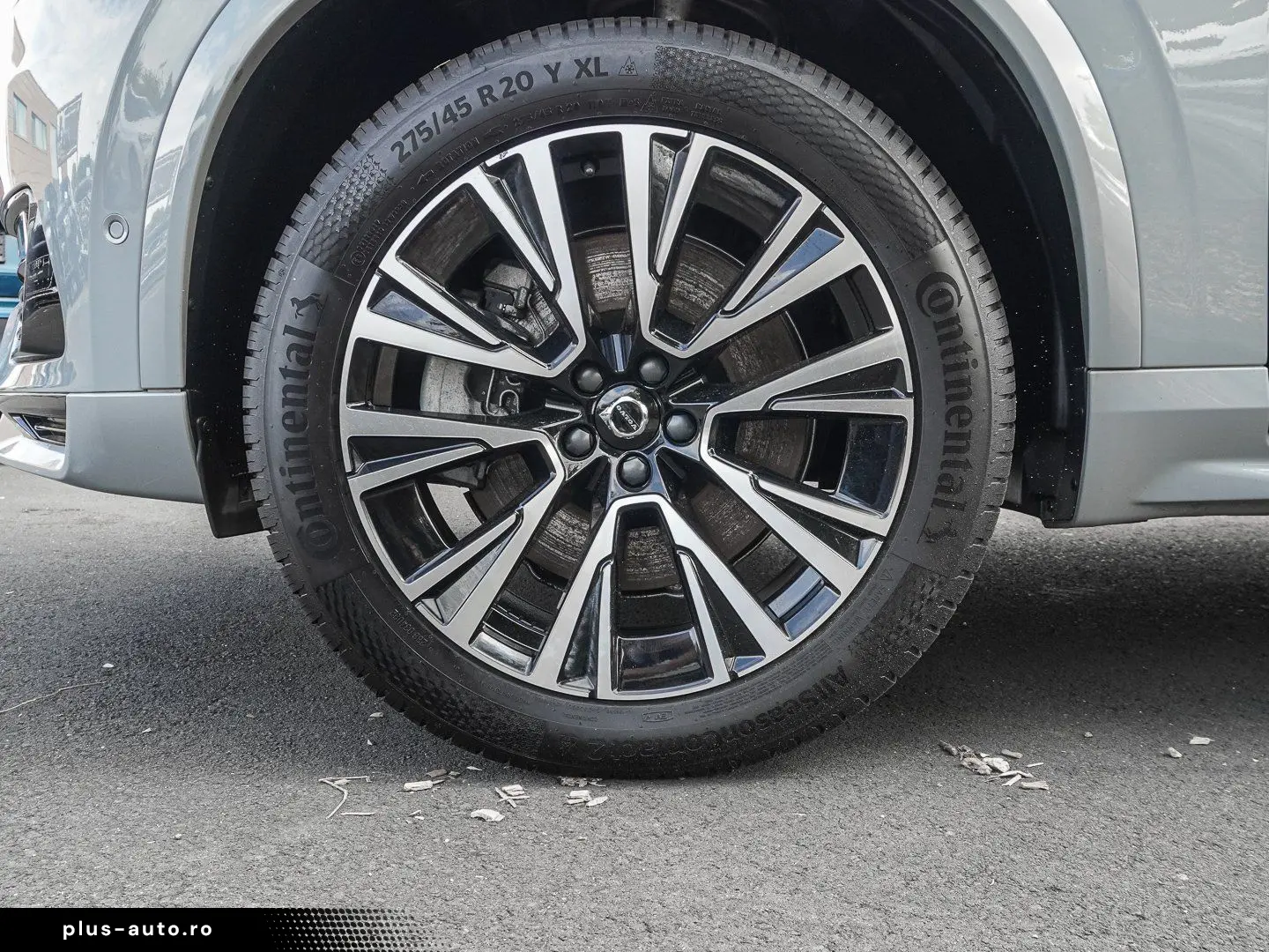 VOLVO XC90 T8 AWD Plus Dark Plug-in Hybrid PANO AHK H&