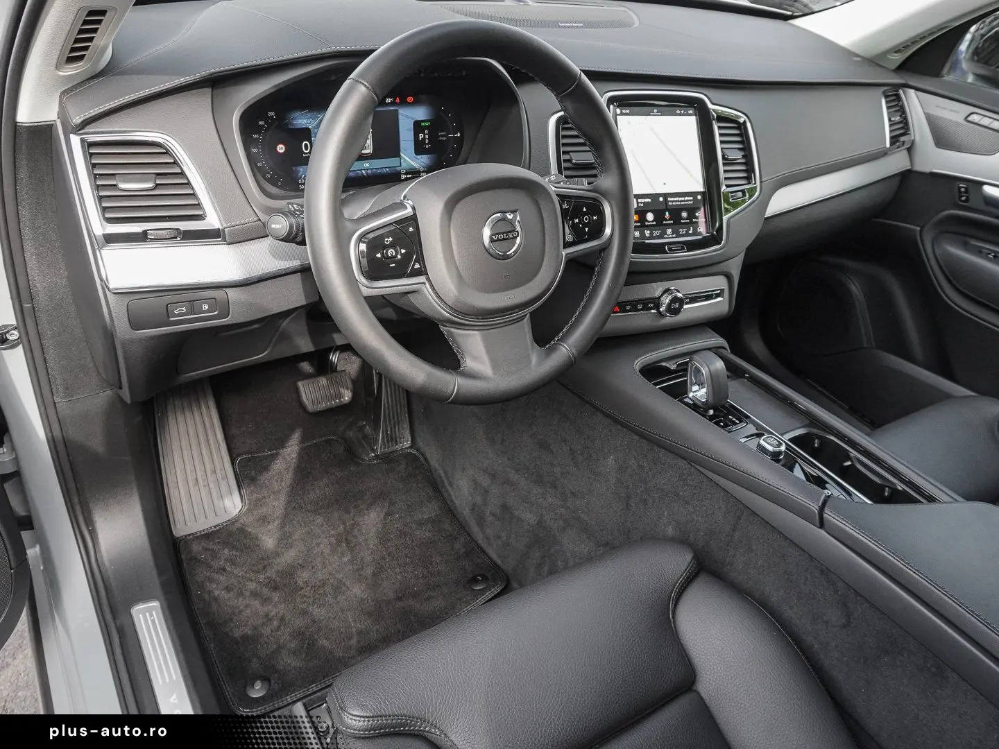 VOLVO XC90 T8 AWD Plus Dark Plug-in Hybrid PANO AHK H&