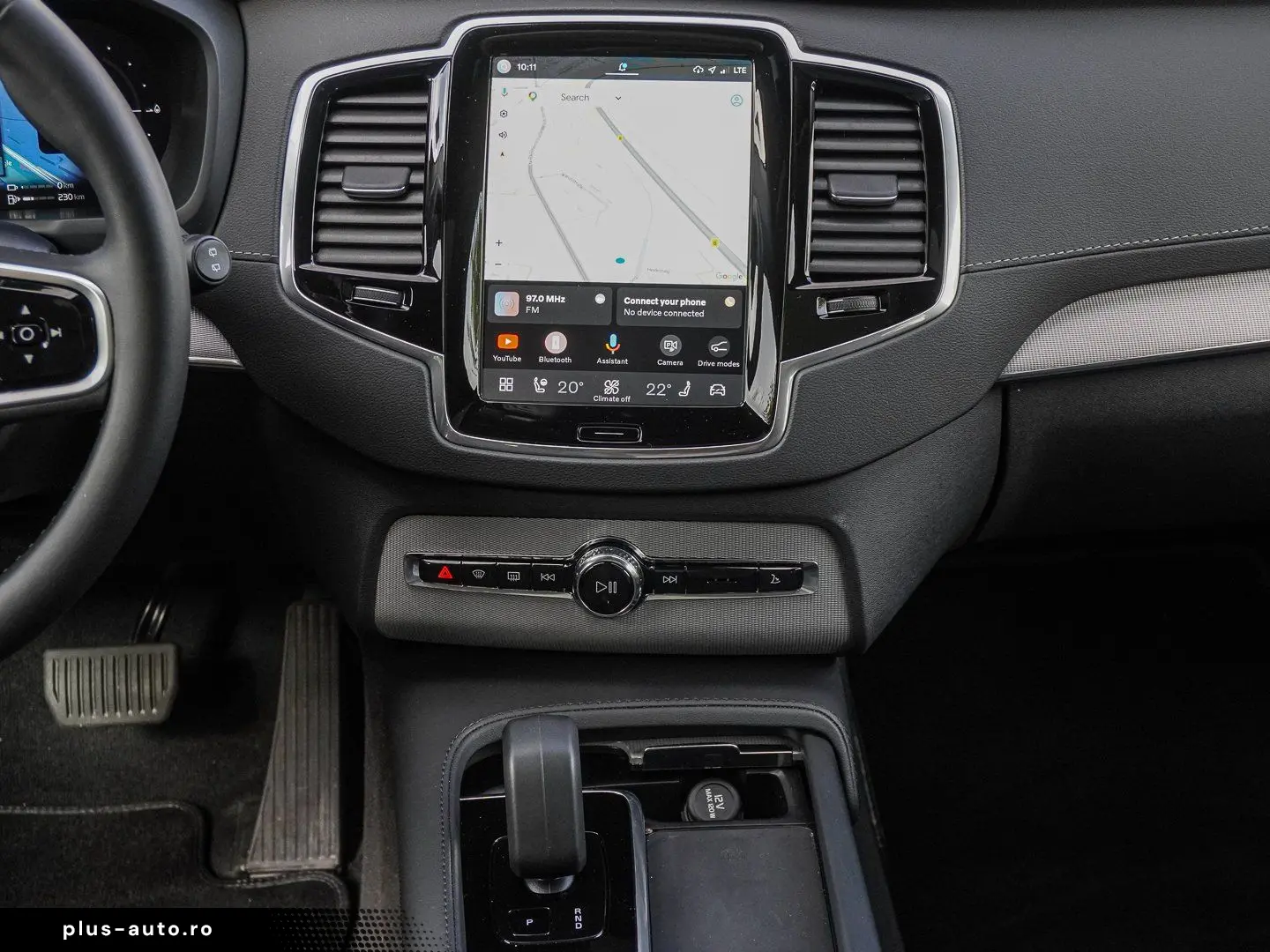 VOLVO XC90 T8 AWD Plus Dark Plug-in Hybrid PANO AHK H&