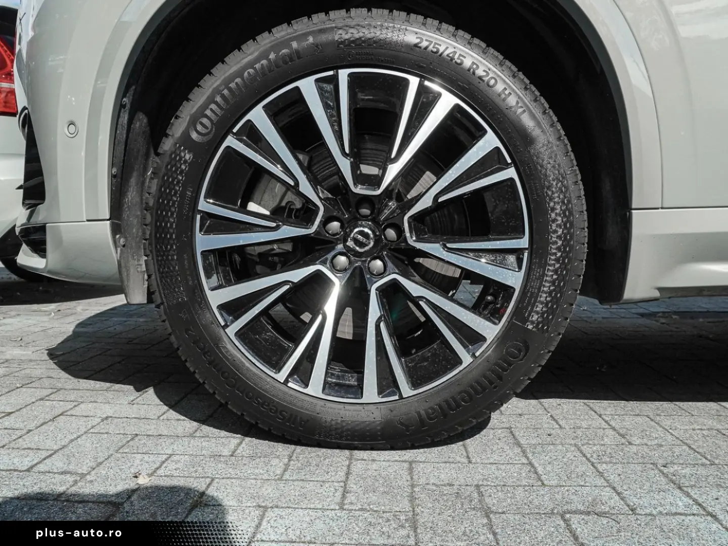 VOLVO XC90 T8 AWD Plus Dark Plug-in Hybrid PANO 360