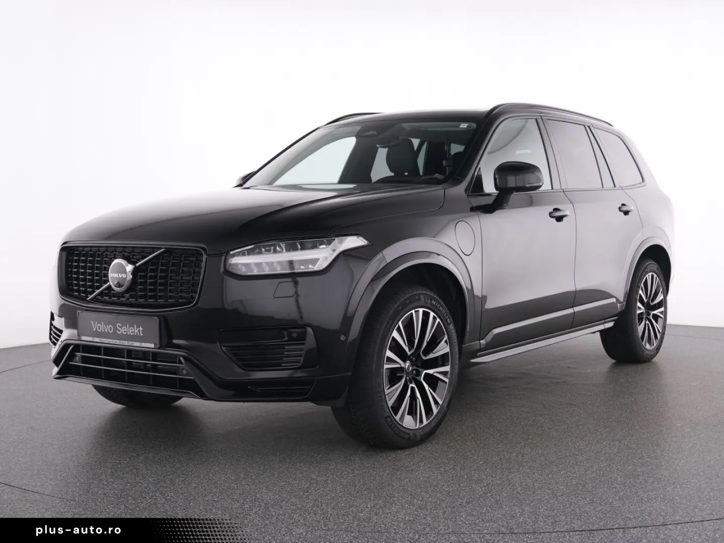 VOLVO XC90 T8 Recharge Ultra Dark AHK FOURC PANO