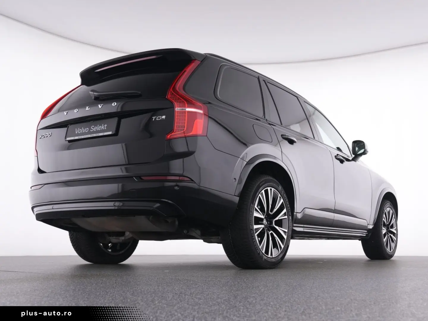 VOLVO XC90 T8 Recharge Ultra Dark AHK FOURC PANO