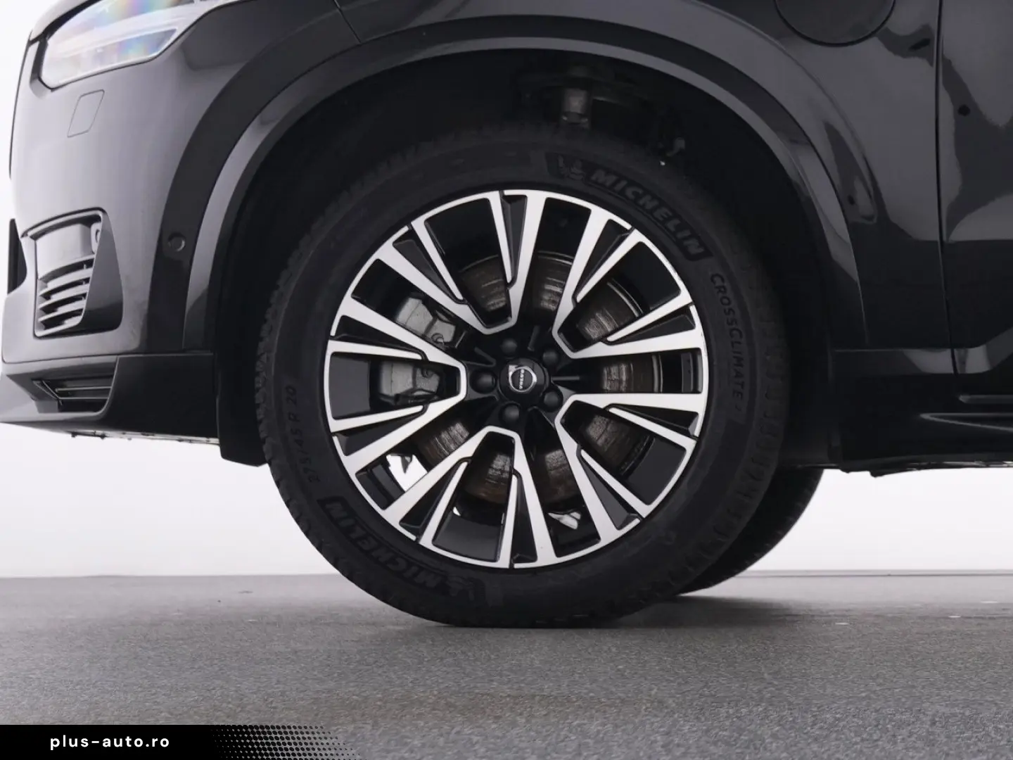 VOLVO XC90 T8 Recharge Ultra Dark AHK FOURC PANO