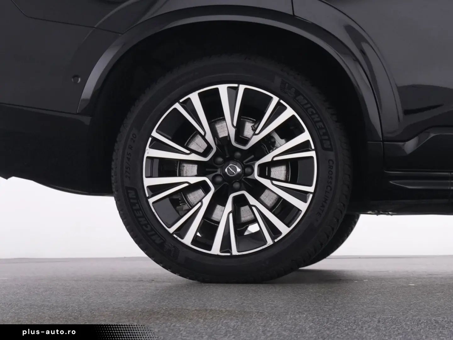 VOLVO XC90 T8 Recharge Ultra Dark AHK FOURC PANO