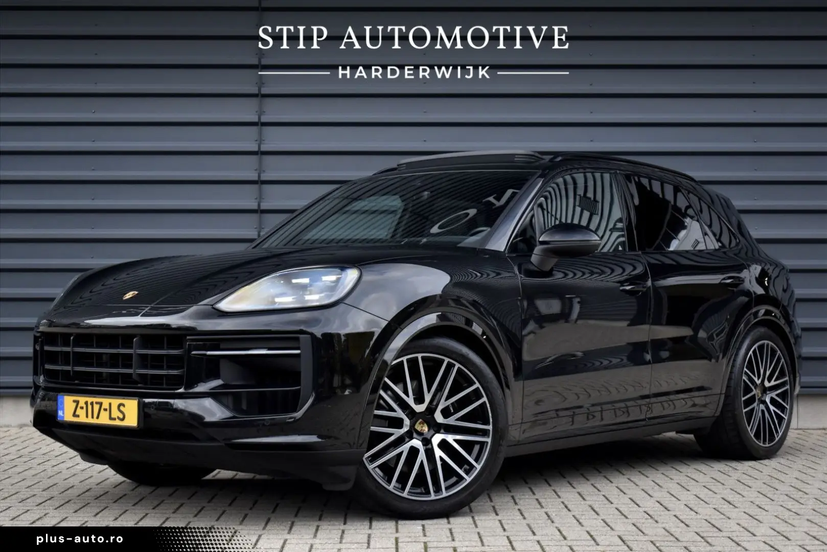 PORSCHE Cayenne 3.0 E-Hybrid SportDesign   Panorama   22