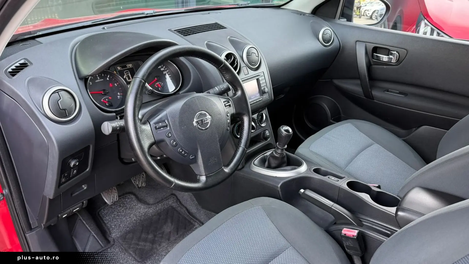 Nissan Qashqai-2