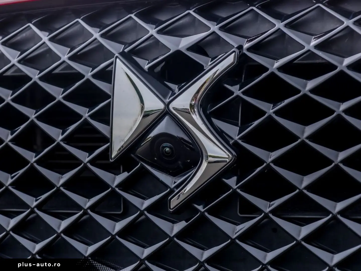 Ds-Automobiles Dsa-Ds4
