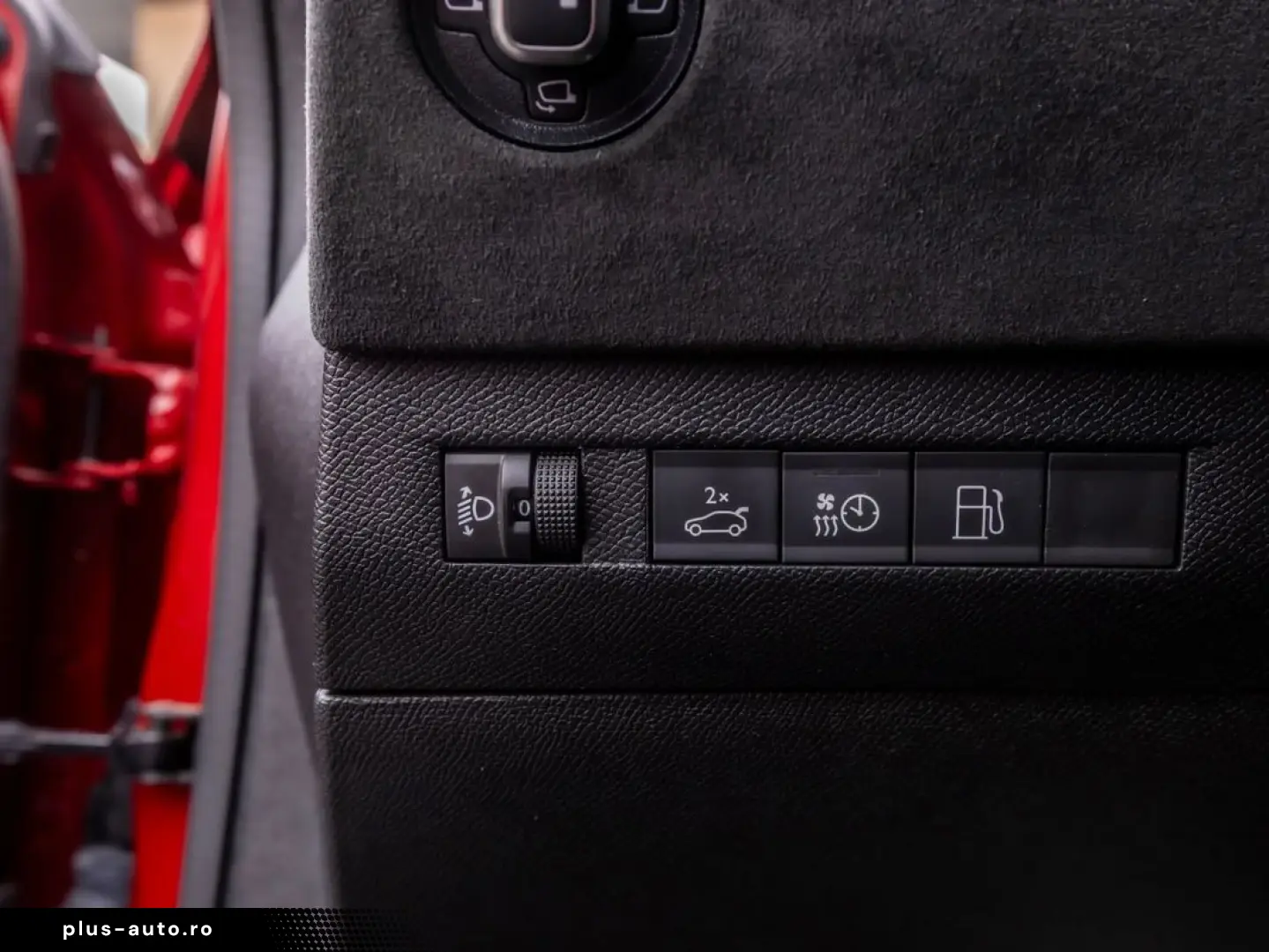 Ds-Automobiles Dsa-Ds4