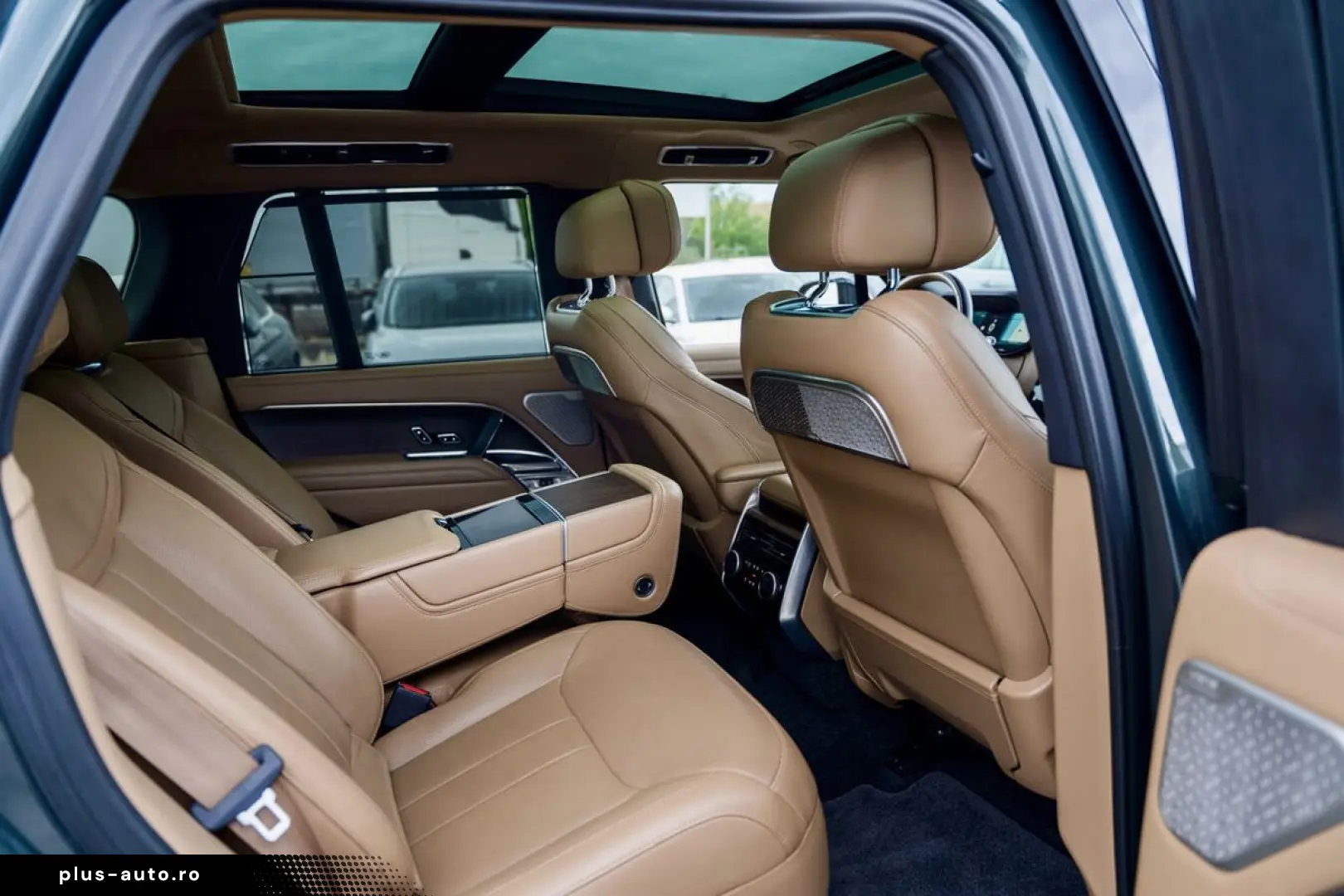 Land-Rover Range-Rover