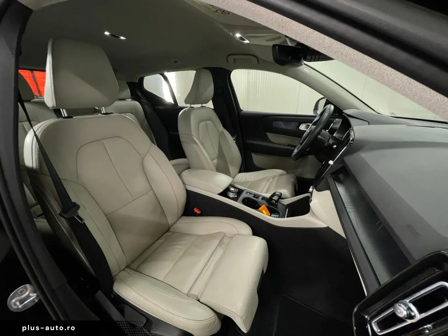 Volvo Xc-40